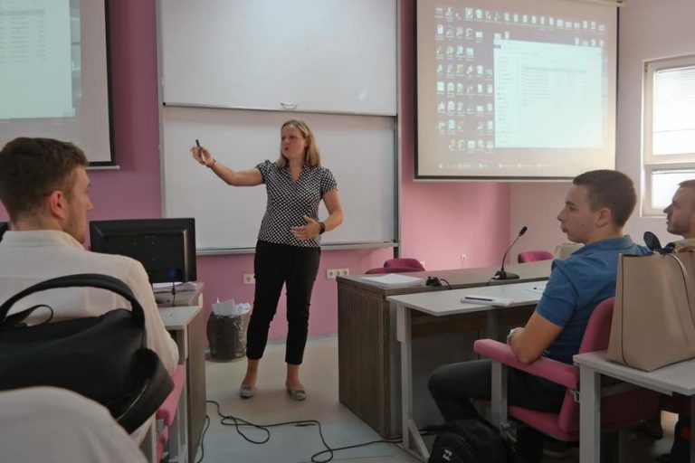 Case Cracking Workshop by Vesna Damnjanović 2018